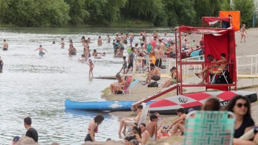 Continúa la búsqueda de un joven desaparecido en el río Limay, en Neuquén. Policía y Prefectura están a cargo del operativo. (Archivo Oscar Livera).-