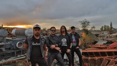 La banda Pornoser será parte del ciclo "Confluir bajo la misma luz".