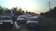 Imagen de Municipales de Chañar levantaron el corte, pero tomaron la municipalidad