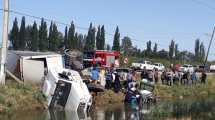 Imagen de Un muerto en accidente entre un camión y un auto en la Ruta 151