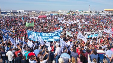 El gremio petrolero reunió a más de 10.000 afiliados en Vaca Muerta.