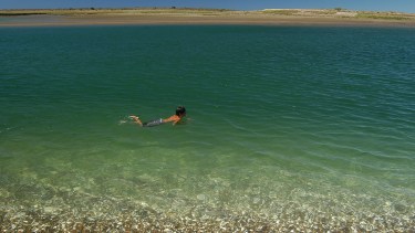 Postal de Punta Perdices en San Antonio Este. Fotos de Martín Brunella. 