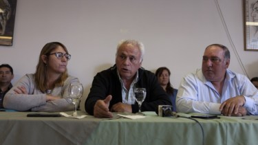 El auto que trasladaba a los dirigentes gastronómicos Zúñiga y Rasini se salió de la ruta por efecto del hielo. (archivo) 
