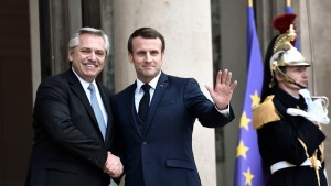 Macron expresó su «apoyo» a la Argentina en la negociación con el FMI