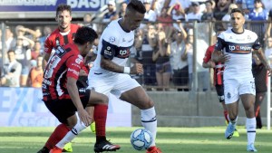 Superliga: la lucha por no  descender sigue al rojo vivo