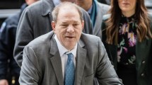 Imagen de Harvey Weinstein fue declarado culpable de abuso sexual y quedó detenido