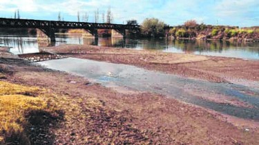 El Colorado ya muestra problemas con su caudal, los que se agudizarían con Portezuelo del Viento.