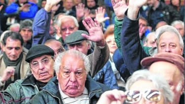 Los jubilados argentinos están ante otra modificación del esquema de pagos.
