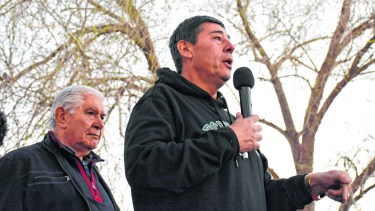 Las cámaras ofrecieron abonar el incremento como un bono y los gremios lo rechazaron. Las partes tendrán una última mesa de conciliación el próximo jueves.