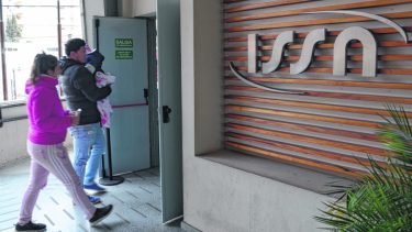 La medida rige desde ayer y fue tomada por la sociedad de obstetricia y ginecología de Neuquén.