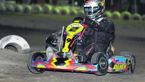 Se corre la segunda del Nocturno de verano en el Karting Fórmula Reginense