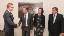 Imagen de ConocoPhillips y Wintershall DEA aceleran inversiones en Vaca Muerta