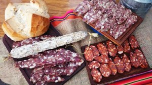 5 destinos para degustar los más ricos salames del país