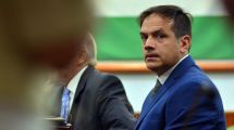 Imagen de «Rodríguez Lastra hace changas para sobrevivir», reveló el abogado del ginecólogo