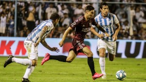 River no pudo con Atlético en Tucumán y se quedó sin título