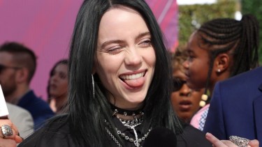 Billie Eilish es la voz femenina más escuchada en Spotify en lo que va del año. Foto archivo. 