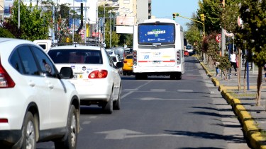 Se delimitó los carriles con pintura. Es una obra complementaria del Matrobús. Foto: Mauro Pérez. 