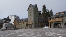 Imagen de El Centro Cívico de Bariloche ¿Patrimonio Cultural de la Humanidad?