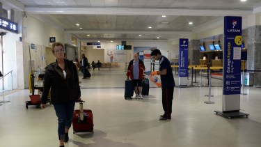 El aeropuerto de Bariloche recupera lentamente la actividad. (Foto: Archivo Alfredo Leiva)