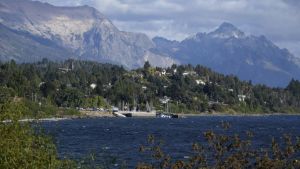 Uber en Bariloche tendrá viajes por el lago Nahuel Huapi: cómo funciona el servicio