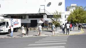 Piden no hacer compras innecesarias en los supermercados