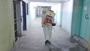 Penal de Roca: trabajan para prevenir el coronavirus con desinfección
