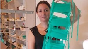 Coronavirus: hacen 3.200 barbijos para el hospital de Roca en tiempo récord