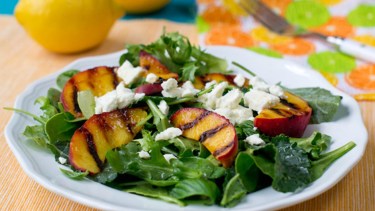 4 recetas para aprovechar al máximo los duraznos