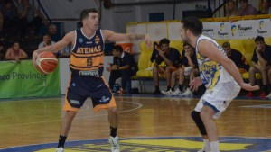 Atenas superó a Del Progreso en un partido de poco vuelo