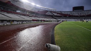 River avisó que no se presenta a jugar por el coronavirus