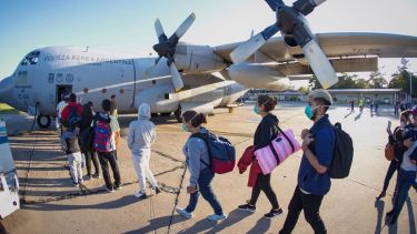 Los operativos de retorno se están realizando en distintos puntos de la región y el mundo. Foto: Télam.-