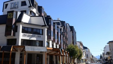 Los hoteles son uno de los grandes consumidores de energía que piden un freno al costo de reserva de potencia. Archivo