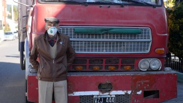 El uso de tapabocas o barbijos por ahora es voluntario pero recomendado. Habría una normativa en Bariloche para exigirlo. Foto: Alfredo Leiva