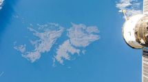 Imagen de Mirá cómo se ven las Malvinas desde el espacio