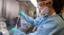 Imagen de Las ART deberán cubrir a los trabajadores que contraigan coronavirus