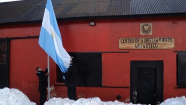 Este domingo, la escuela de formación antártica cumple 25 años. (Gentileza @MalvinasData).-