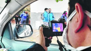Controlan a los vecinos en Allen con una cámara que mide la temperatura