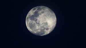 La «superluna» que ilumina el cielo esta semana