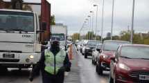 Imagen de Extienden controles por coronavirus en los puentes entre Río Negro y Neuquén