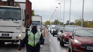 Extienden controles por coronavirus en los puentes entre Río Negro y Neuquén