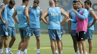 Coronavirus: El plantel de Racing acordó una reducción de salarios
