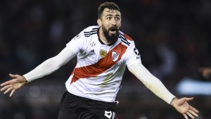 River: Pratto busca la puerta de salida, según su representante