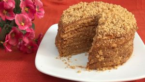 Tomá nota de esta receta: torta panqueque con harina de avena y dulce de leche