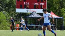 Imagen de La futbolista varada en Estados Unidos que busca el pase a casa