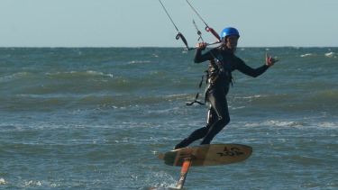 El kitefoil suma una quilla. Foto: Martín Brunella