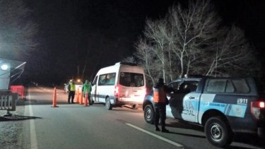 Los tres vecinos regresaron a San Martín de los Andes el jueves por la madrugada. Estaban en Temuco desde el inicio de la cuarentena. (Gentileza).-