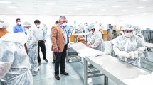 Imagen de Cuarentena: evalúan autorizar la actividad en una decena de industrias