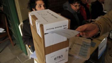 Las elecciones del año próximo serán para renovar un tercio del Senado y la mirad de Diputados.