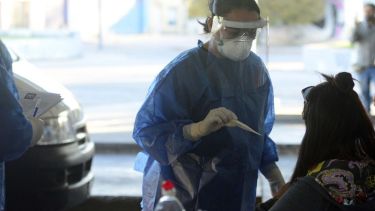 En Roca hubo 5 casos nuevos y 1 persona fallecida. Foto: Andrés Maripe