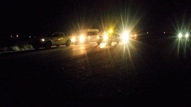 Esta mañana los mineros volvieron a cortar la Ruta 22 en Arroyito. (Gentileza).-